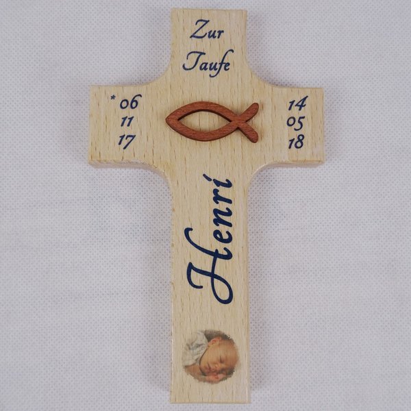 Personalisiertes Holzkreuz mit FOTO und DATUM Taufkreuz Kinderkreuz